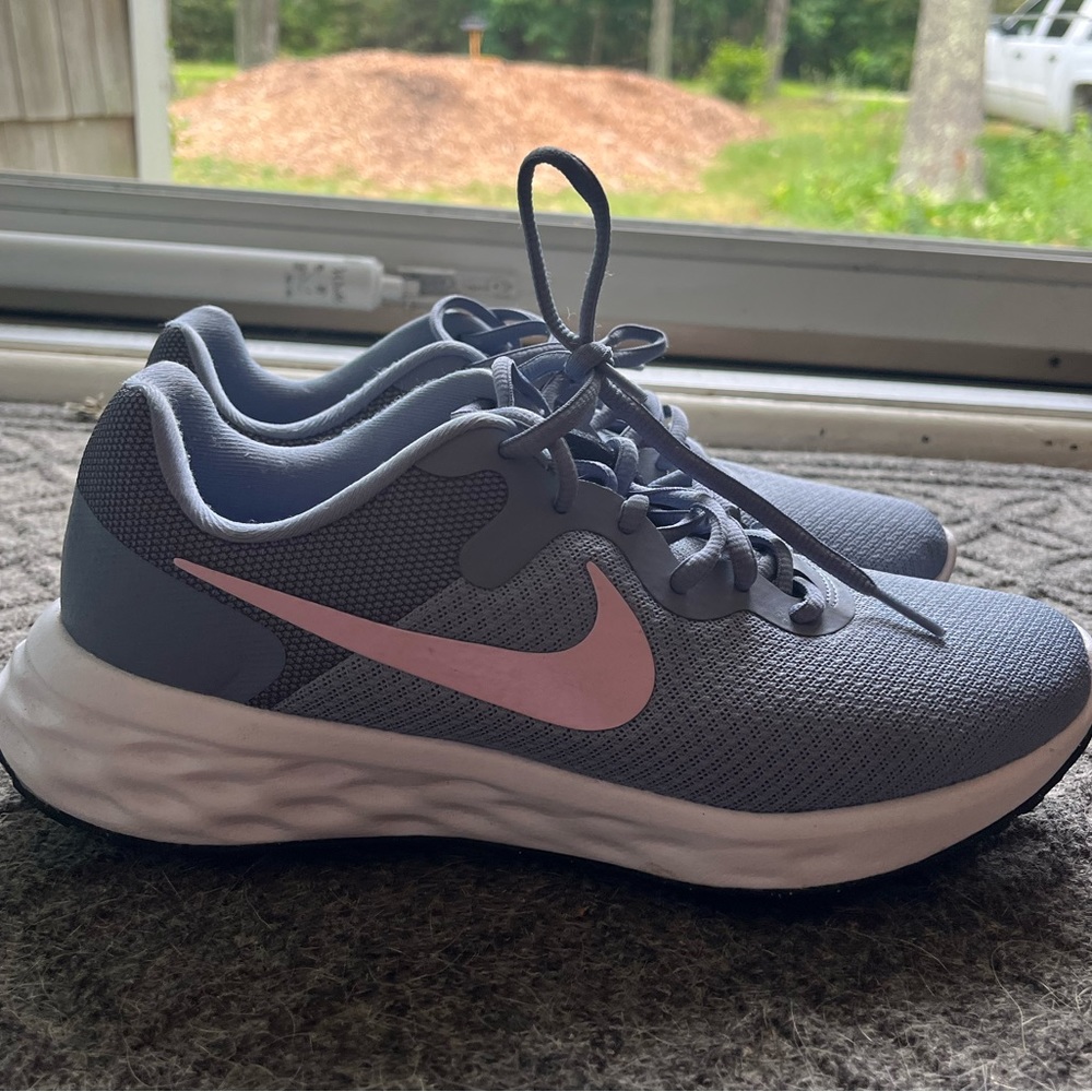 Nike running shoes women size 9
